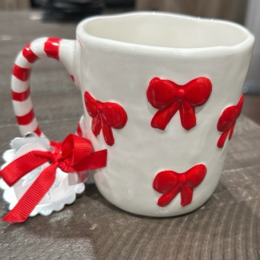 NEW‎ Sunday Morning Ceramics Christmas Mug 3D Red Bows Candy Cane Handle White
